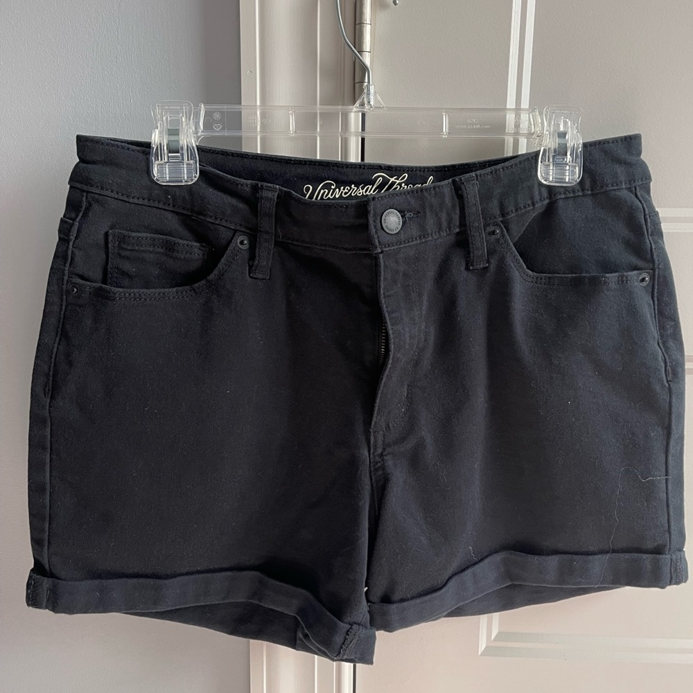 Womens Shorts. Color Black. Size 12/13 Regular.